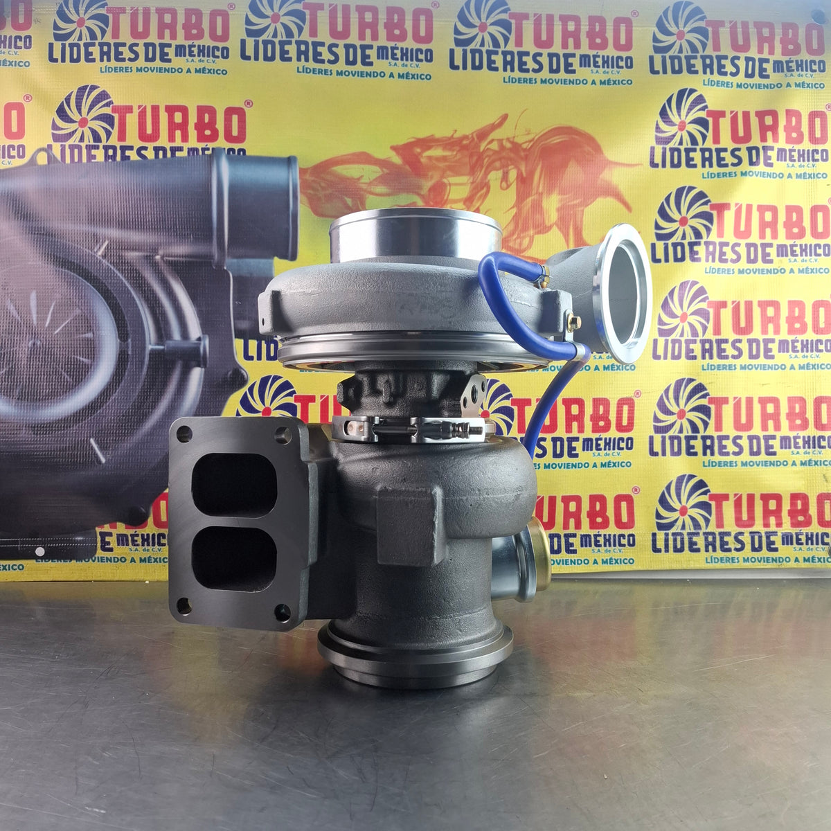 Turbo Nuevo GTA4294 Highway Truck TLM G073